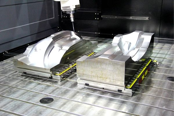 Injection tool machining